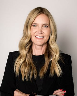 Portrait of Sarah Burggraf